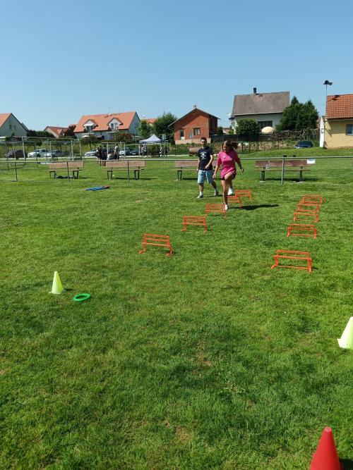 Sportovní odpoledne pro&nbsp;děti na&nbsp;fotbalovém hřišti v&nbsp;Blížejově